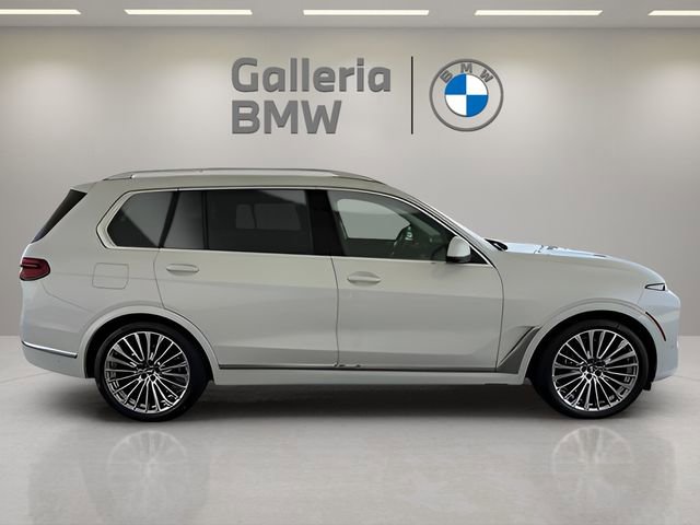 Used 2026 BMW X7 xDrive40i w/ Premium Package AWD/4WD image 7