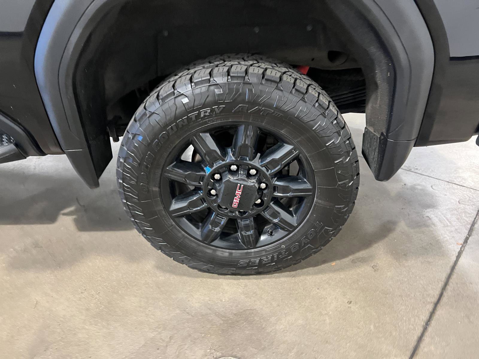 Used 2024 GMC Sierra 2500 AT4 w/ AT4 Premium Plus Package image 44