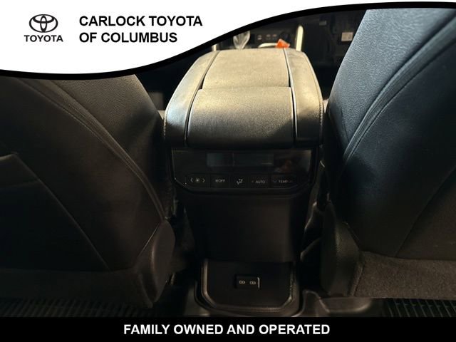 Used 2023 Toyota Highlander LE image 19