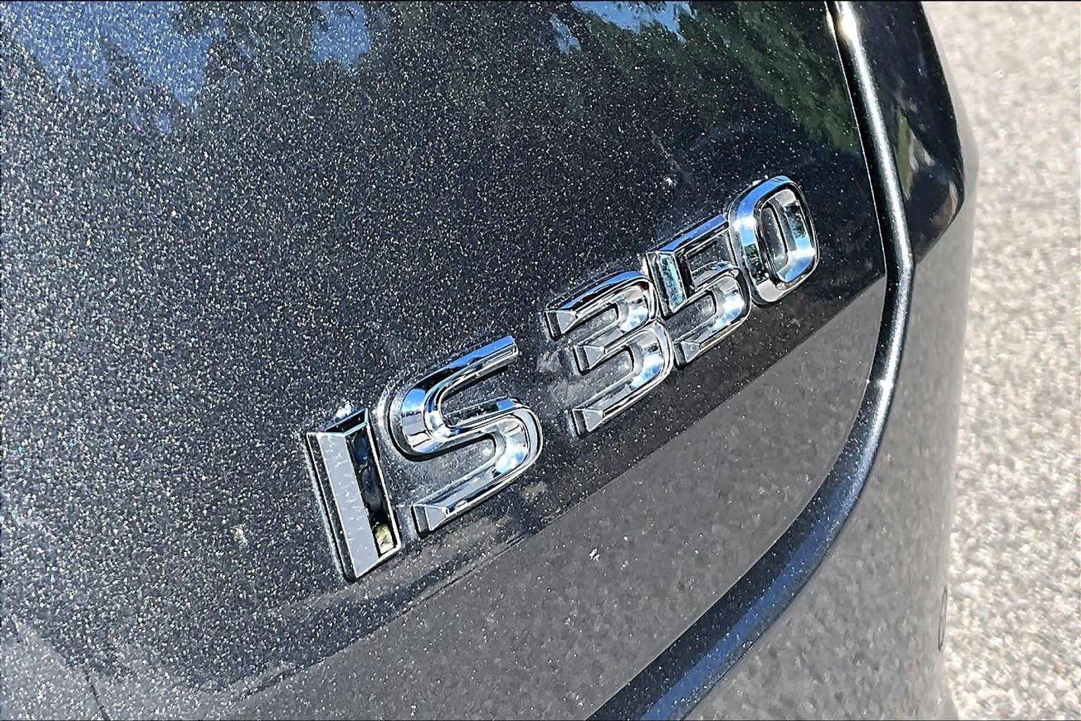 Used 2023 Lexus IS 350 F Sport RWD image 9