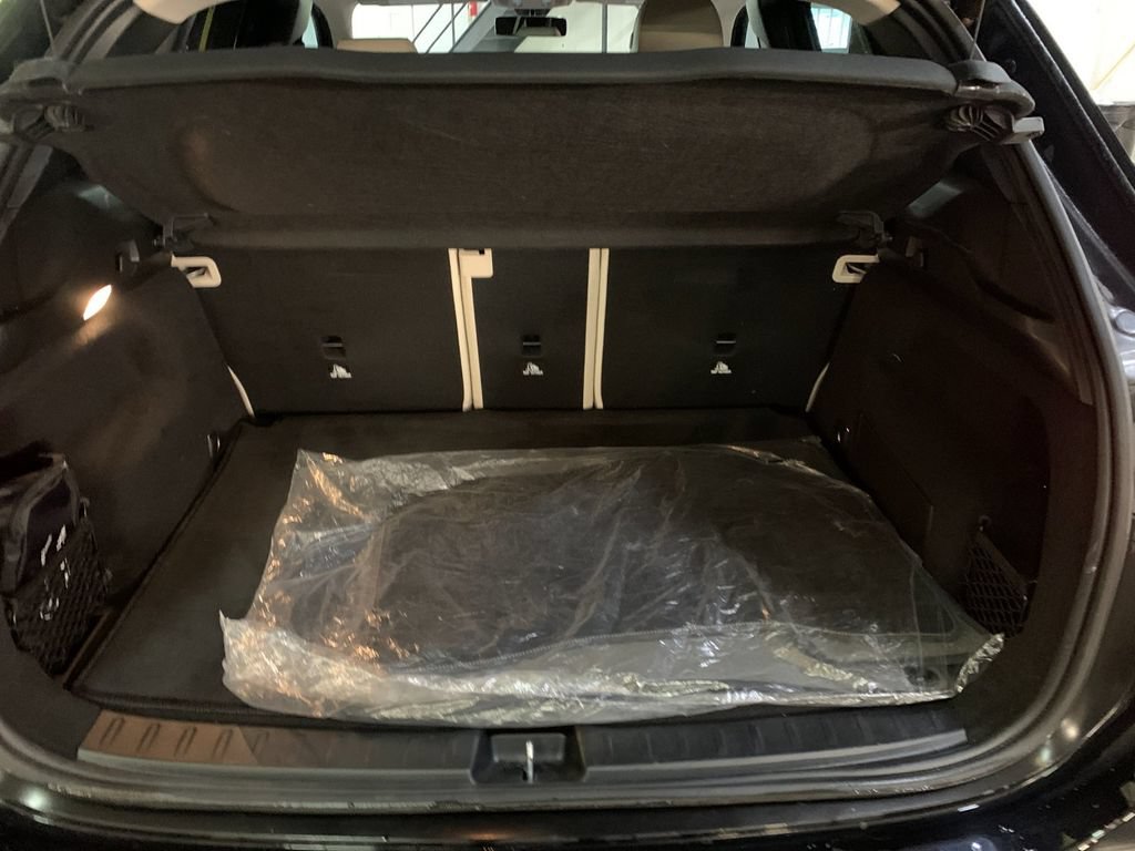 Used 2023 Mercedes-Benz GLA 250 4MATIC image 18