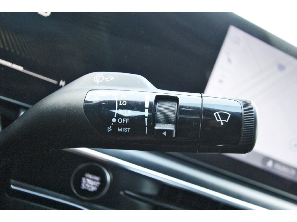 Used 2025 Kia K5 GT-Line w/ GT-Line Premium Package FWD image 21