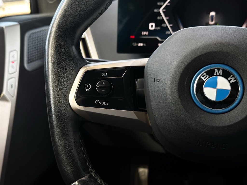 Used 2024 BMW iX M60 w/ Luxury Package AWD/4WD image 18