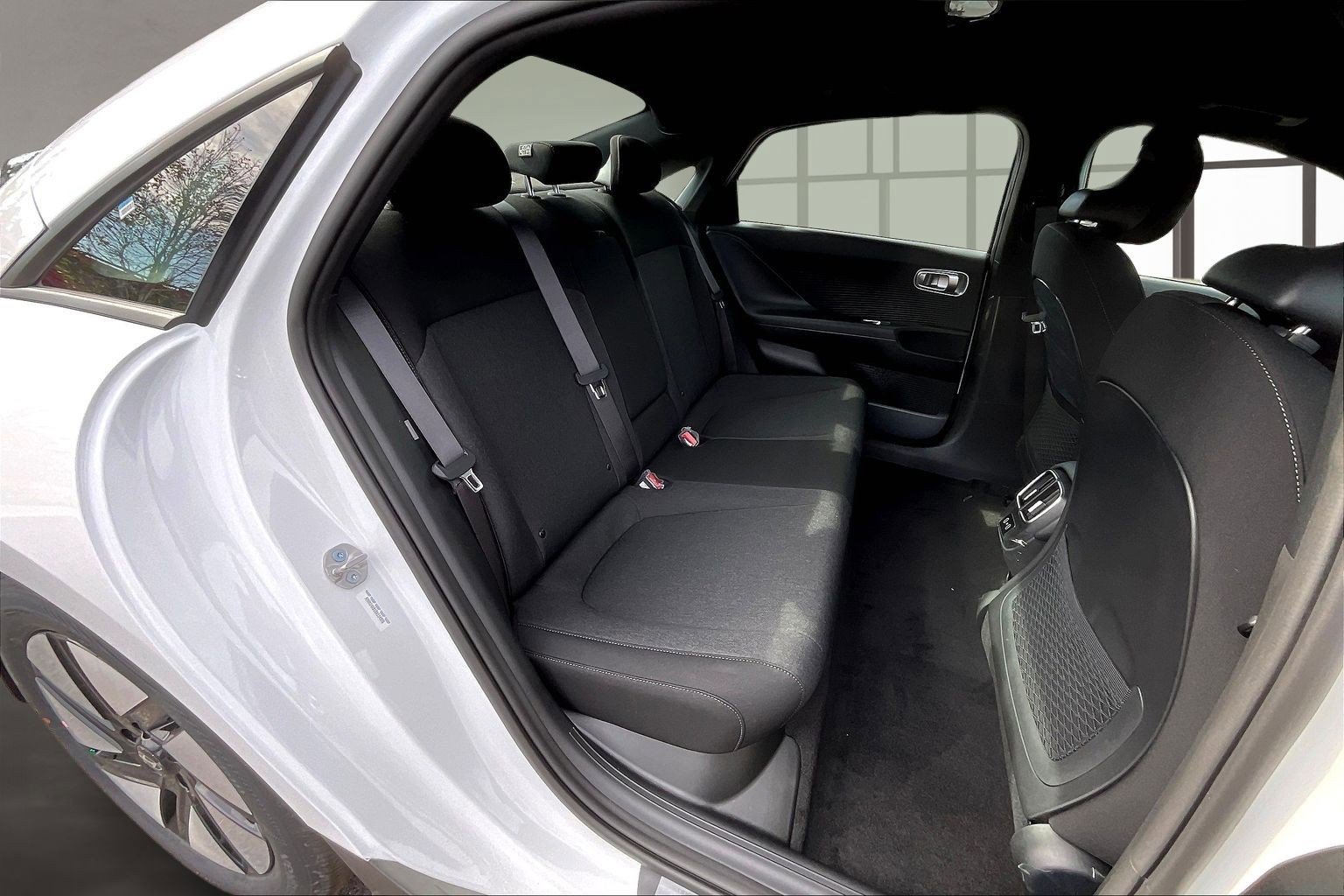 New 2025 Hyundai Ioniq 6 SE image 9