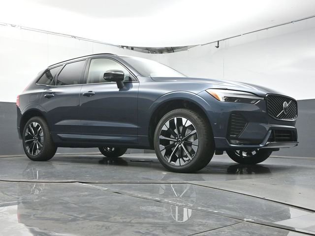 New 2026 Volvo XC60 B5 Plus w/ Protection Package Premier AWD/4WD image 39