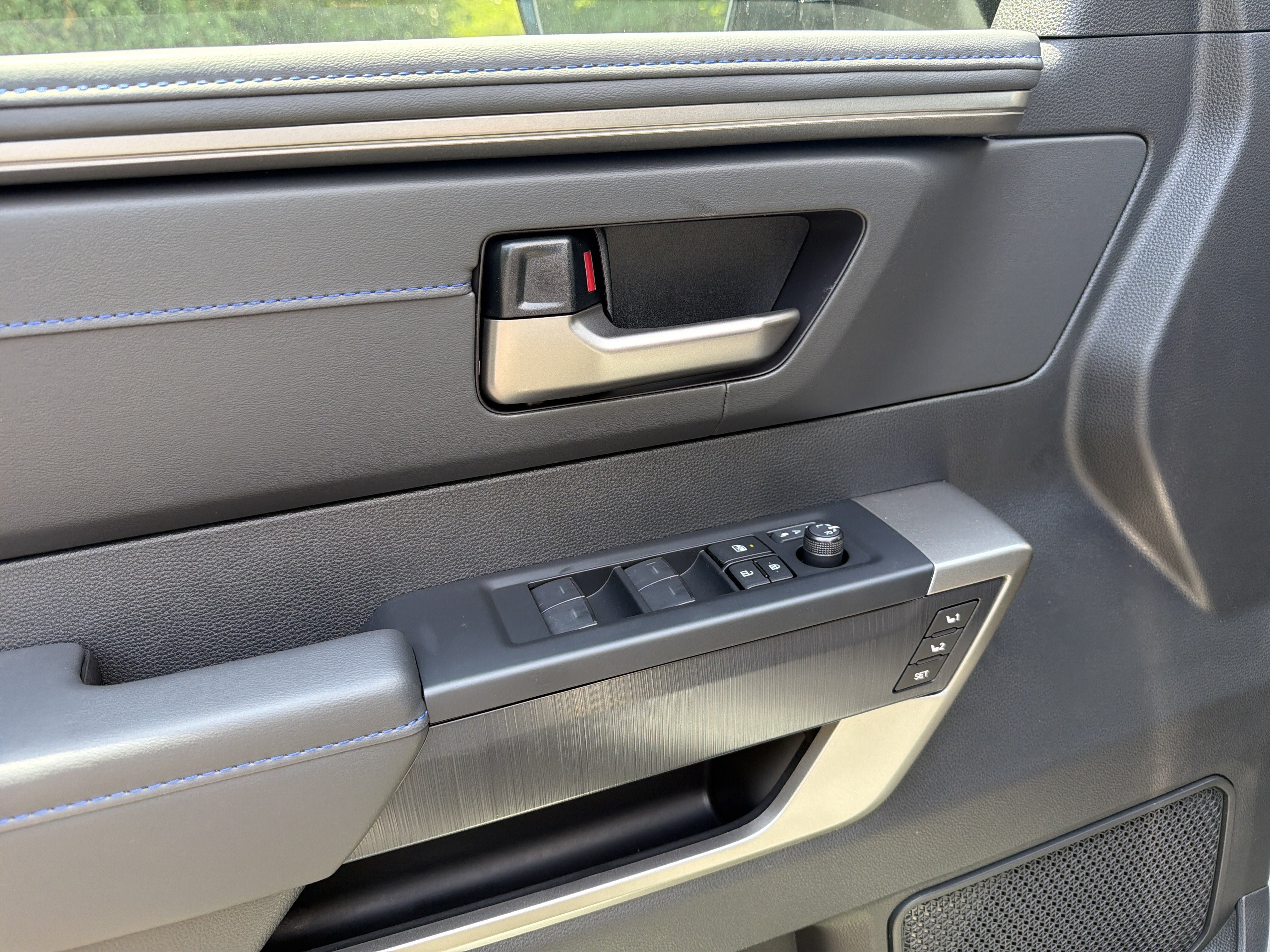 New 2026 Toyota Tundra Platinum AWD/4WD image 13