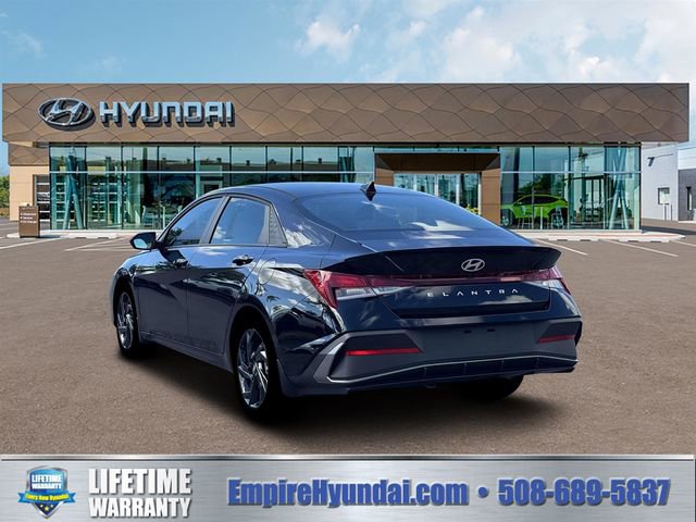 New 2026 Hyundai Elantra Sport FWD image 5