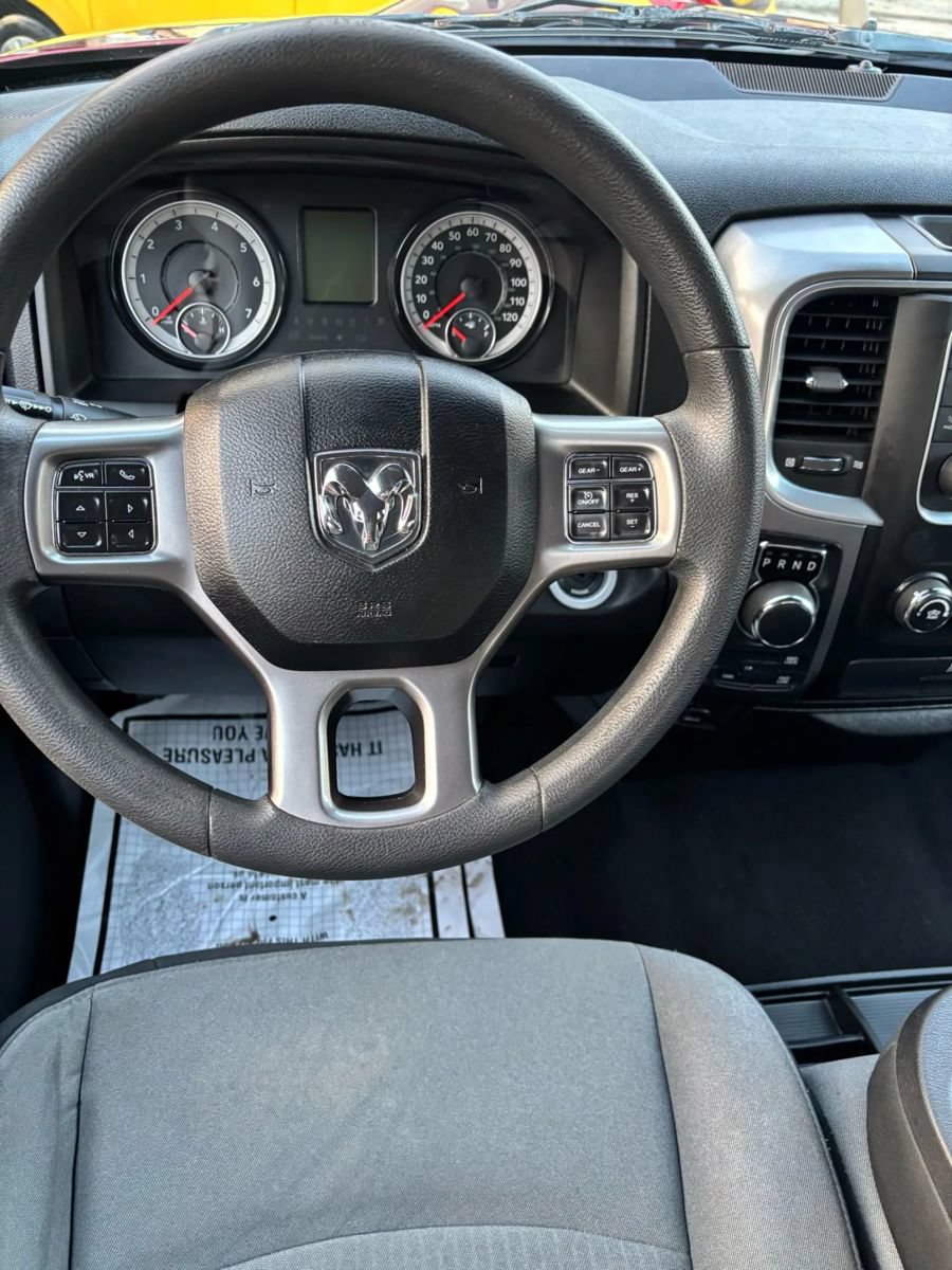 Used 2021 RAM 1500 Classic SLT AWD/4WD image 16
