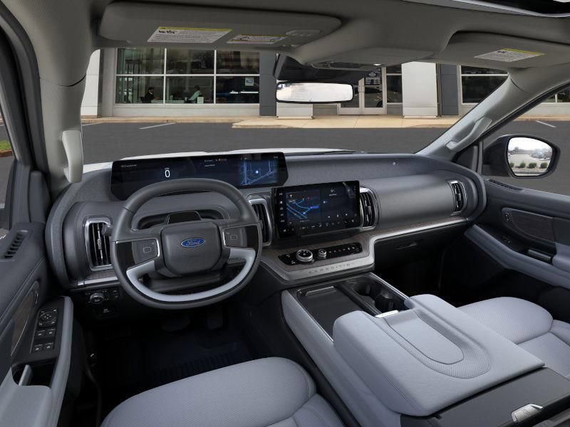 New 2025 Ford Expedition Max Platinum w/ Platinum Ultimate Package AWD/4WD image 9