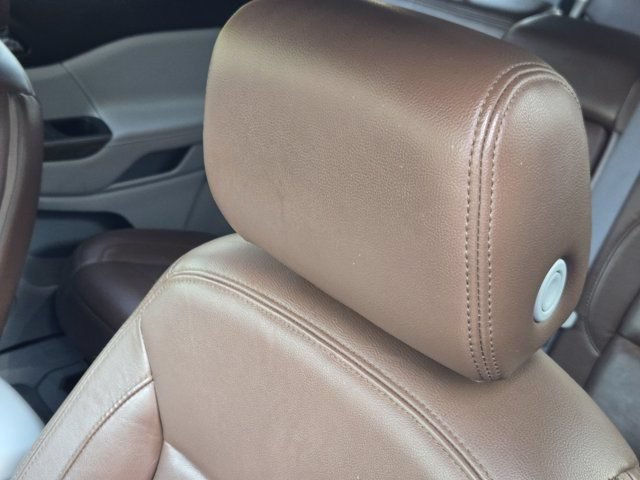 Used 2020 GMC Acadia SLE w/ Driver Convenience Package FWD image 14