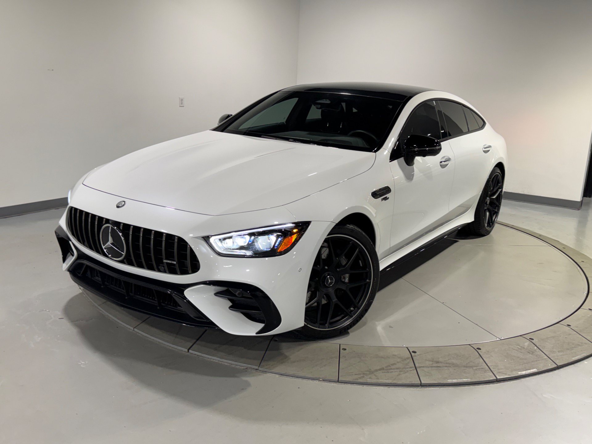Used 2026 Mercedes-Benz AMG GT 43 image 5