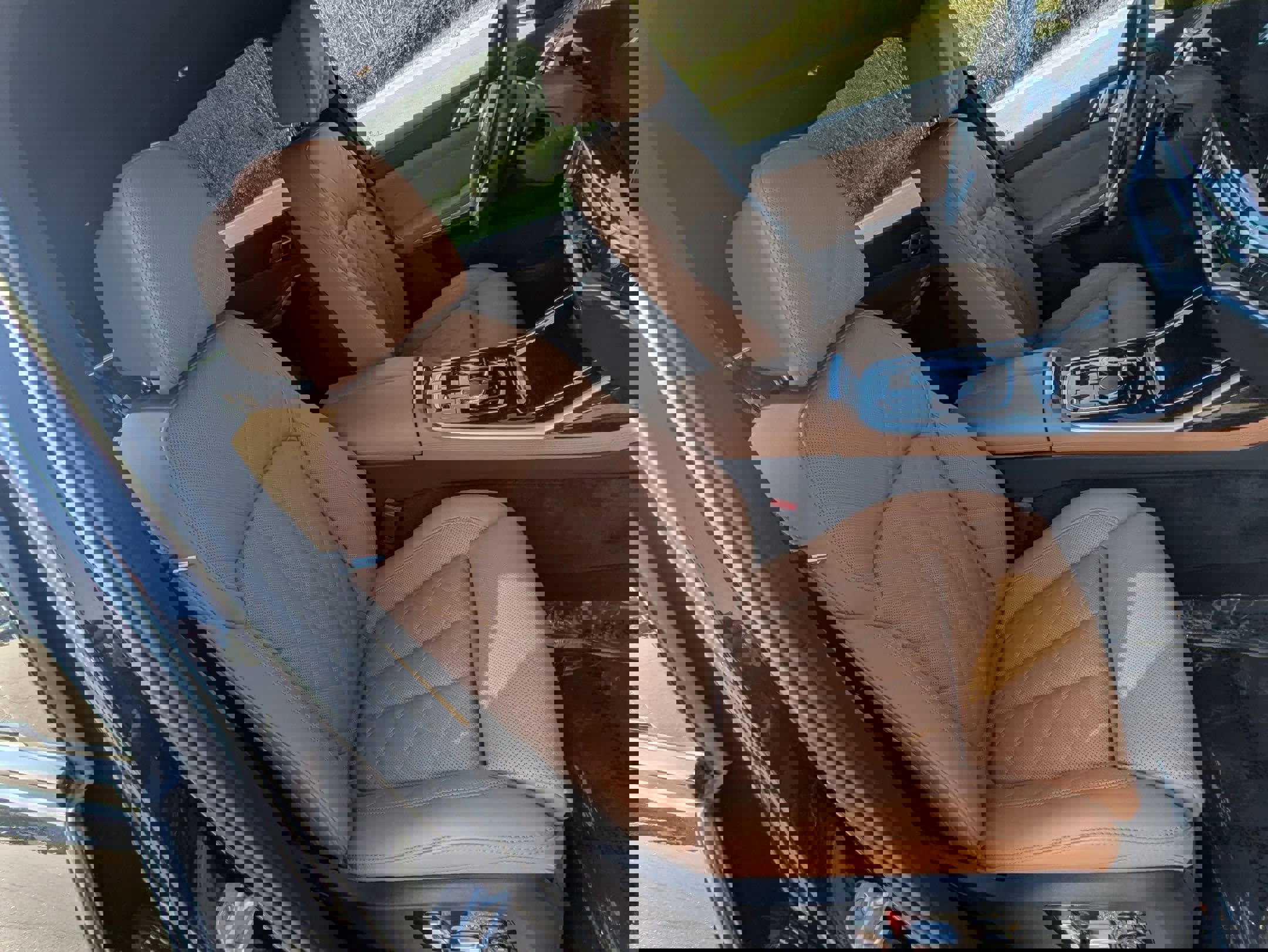 Used 2024 BMW X7 xDrive40i w/ M Sport Package image 29