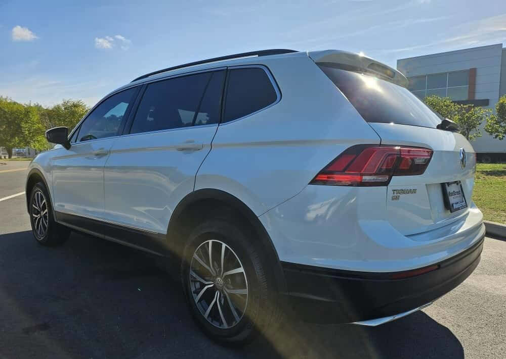 Used 2018 Volkswagen Tiguan SE image 3