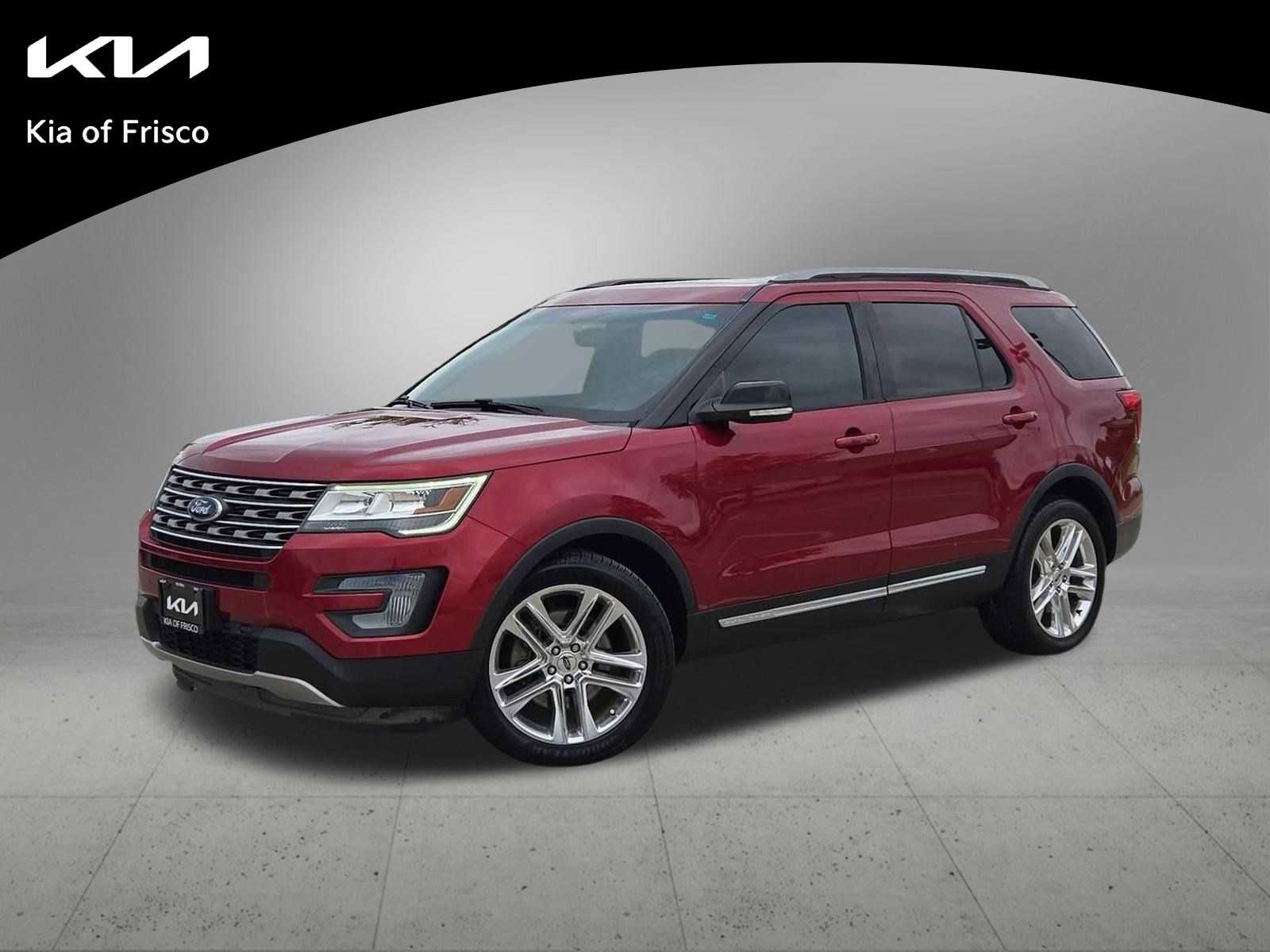 Used 2017 Ford Explorer XLT w/ Equipment Group 202A FWD image 1
