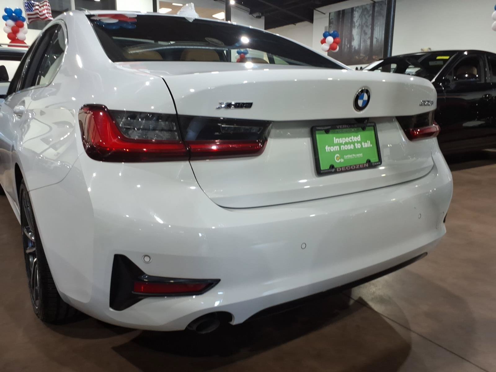 Used 2021 BMW 330i xDrive Sedan w/ Premium Package AWD/4WD image 5