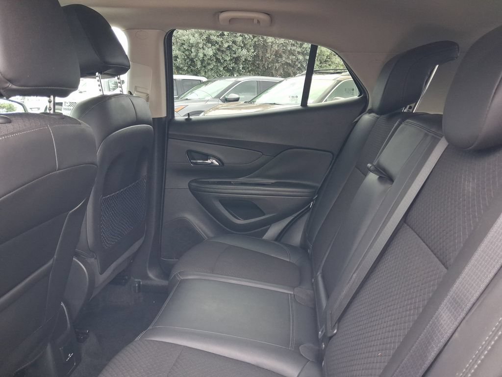 Used 2021 Buick Encore Preferred w/ Safety Package FWD image 8