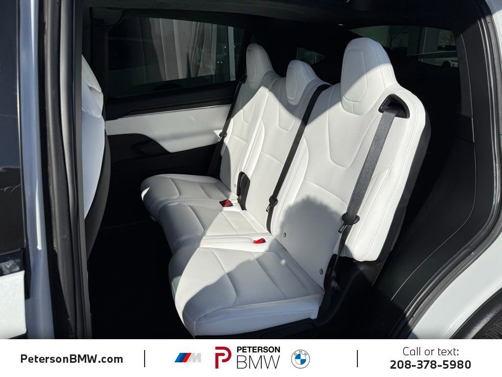 Used 2024 Tesla Model X image 19