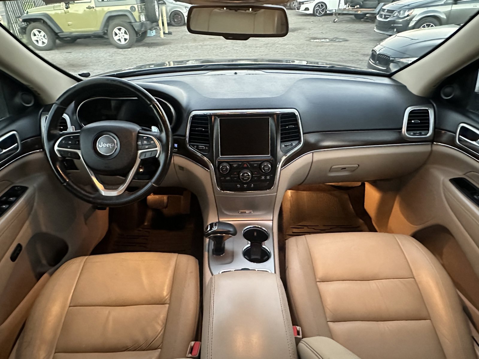 Used 2015 Jeep Grand Cherokee Limited AWD/4WD image 17