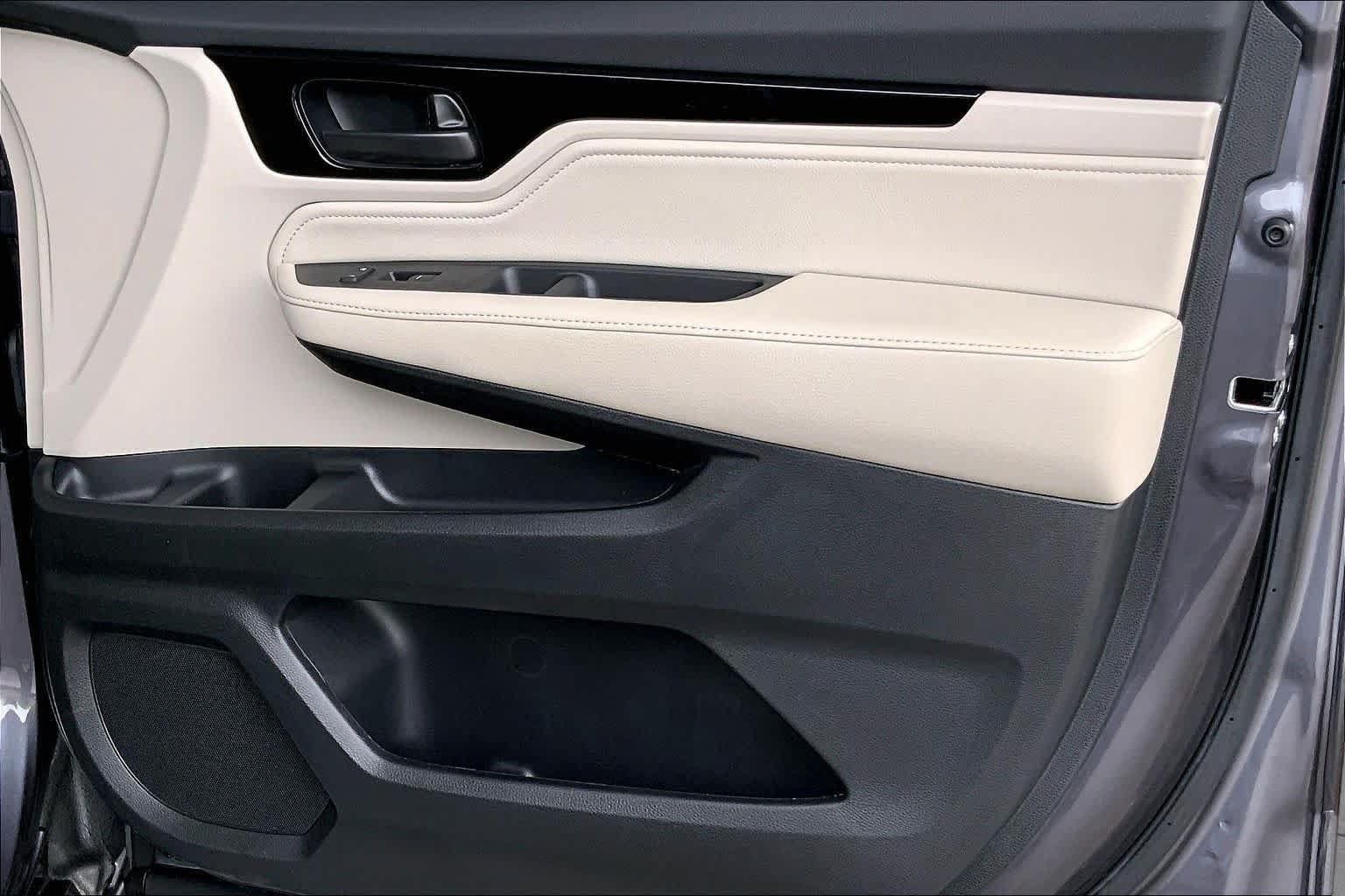 Used 2025 Honda Odyssey Touring image 23
