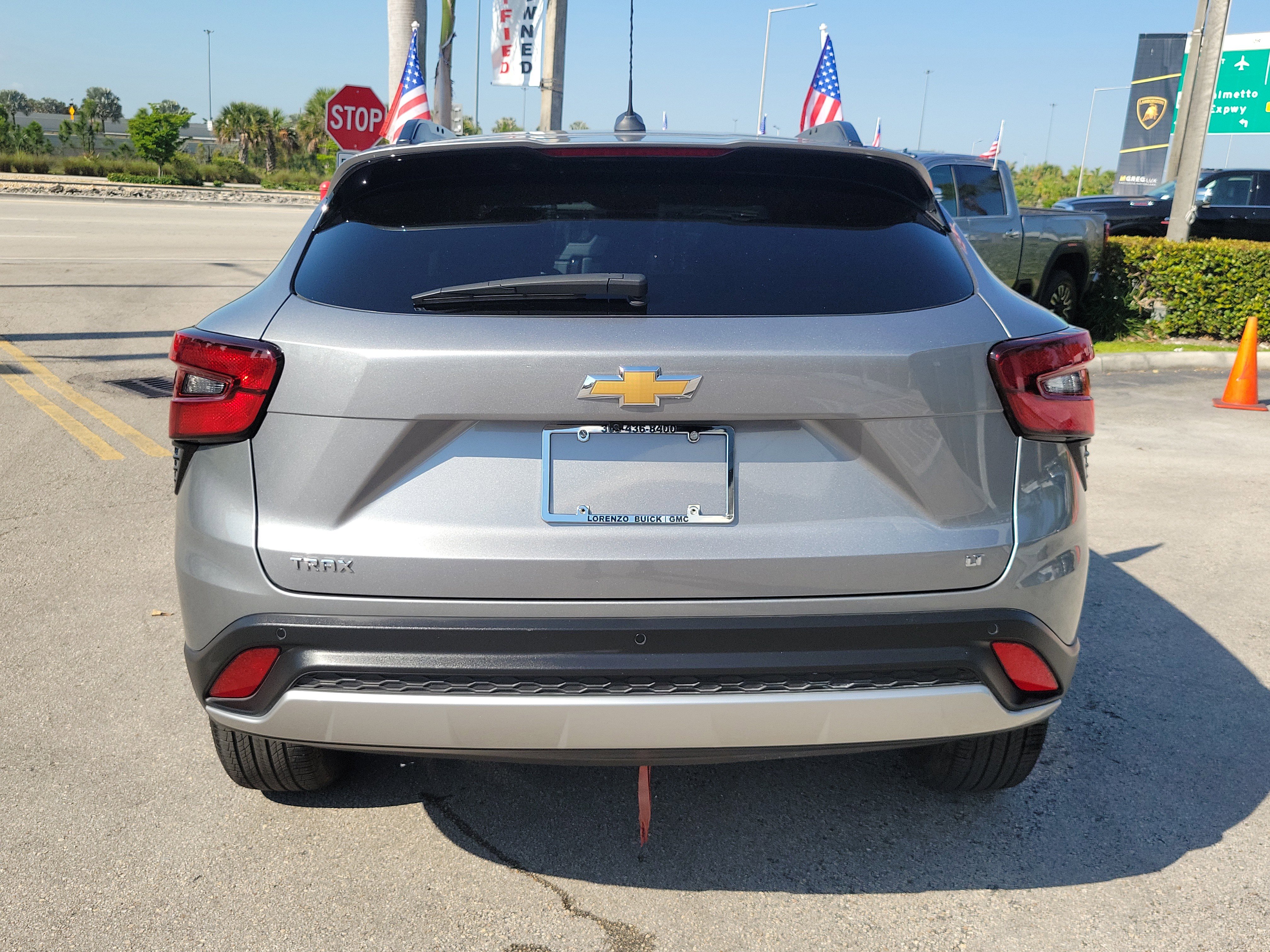 Used 2025 Chevrolet Trax LT w/ Driver Confidence Package FWD image 6