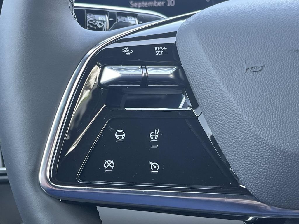 New 2026 Cadillac Lyriq Signature Sport RWD image 28