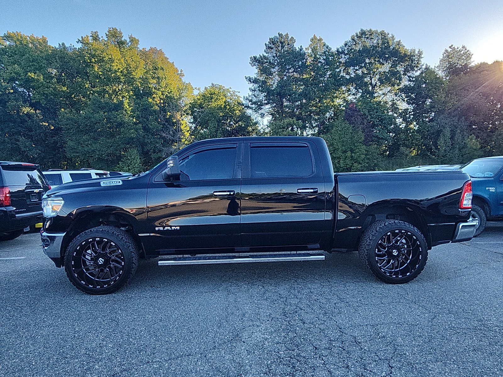 Used 2019 RAM 1500 Big Horn AWD/4WD image 2