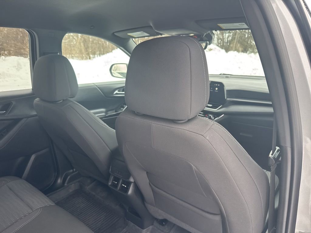 Certified 2025 Chevrolet Equinox LT w/ Safety and Technology Package image 46