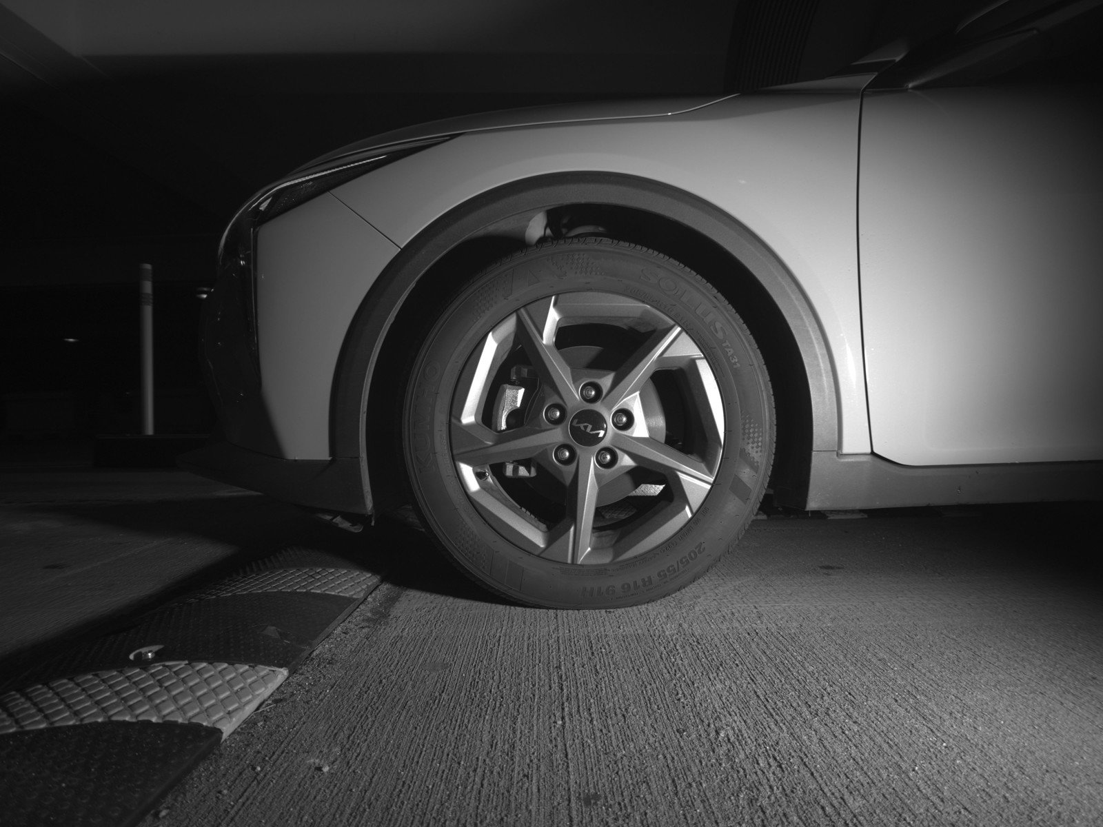 Used 2025 Kia K4 LXS image 12