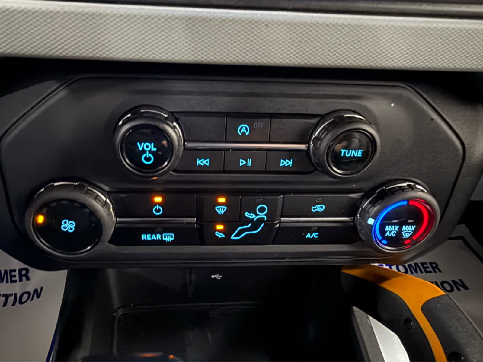 Used 2023 Ford Bronco Badlands AWD/4WD image 28