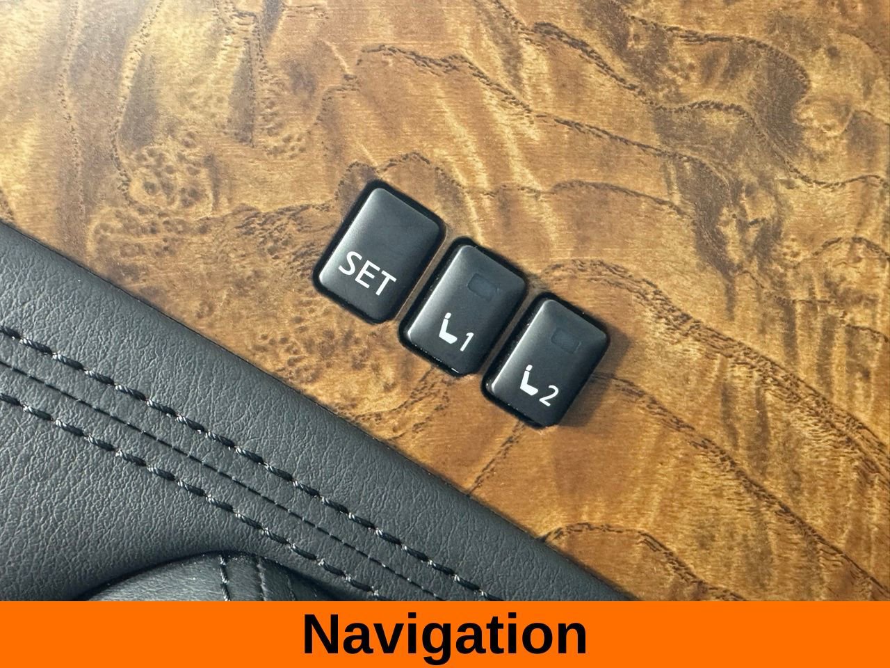 Used 2024 Nissan Armada SL w/ Captain's Chairs Package image 10