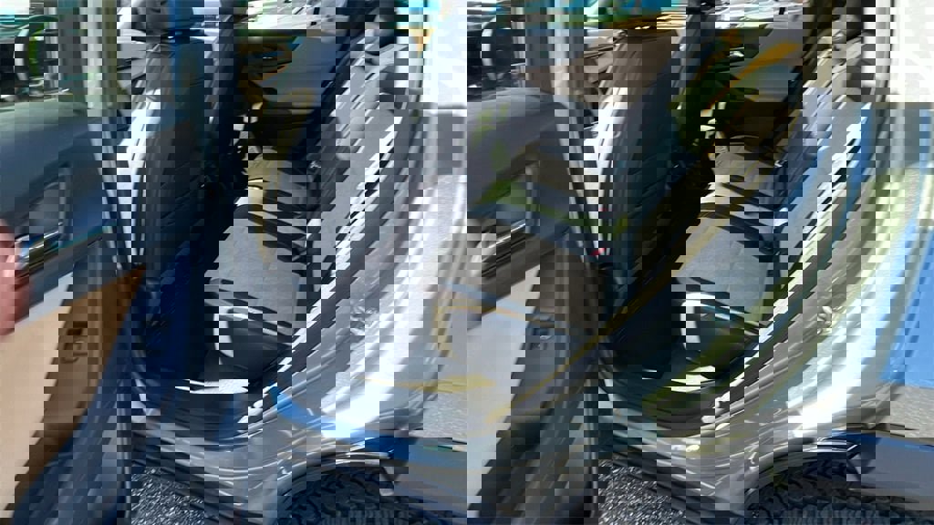 New 2026 Chevrolet Equinox ACTIV w/ Convenience Package III image 18