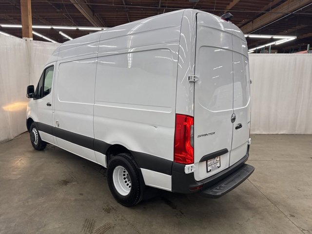 Used 2019 Freightliner Sprinter 2500 image 22