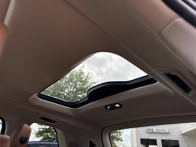 Used 2025 BMW X7 xDrive40i AWD/4WD image 10