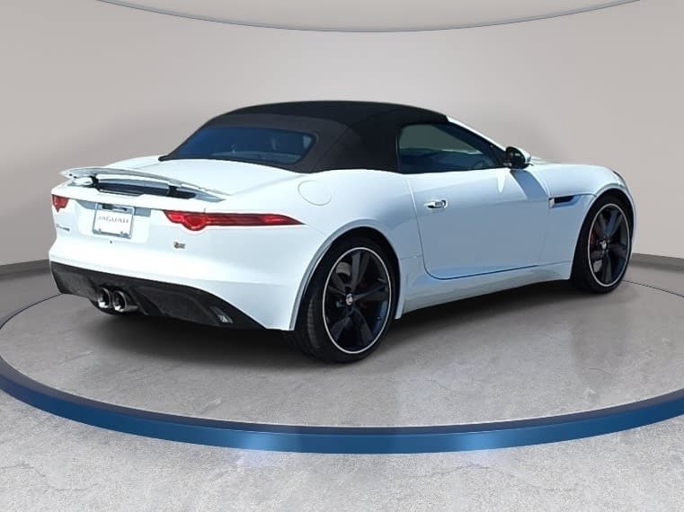 Used 2015 Jaguar F-TYPE S RWD image 5