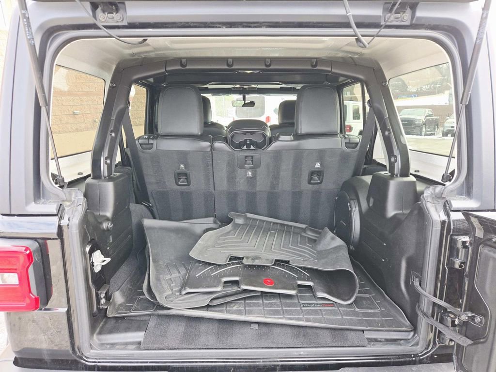 Certified 2021 Jeep Wrangler Unlimited Sahara image 14