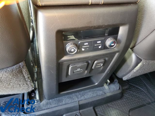 Used 2021 Chevrolet Traverse Premier w/ Redline Edition FWD image 15