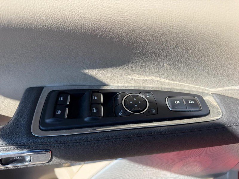 Used 2020 Lincoln Continental Reserve w/ Luxury Package image 20