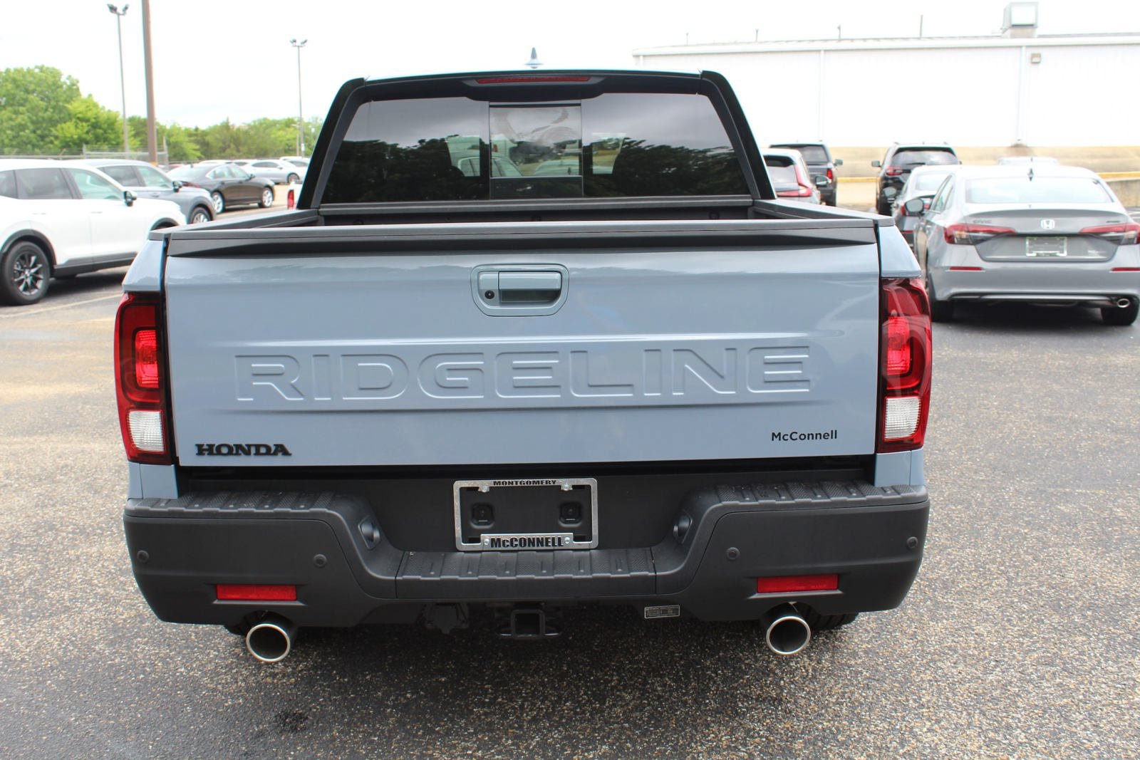 New 2026 Honda Ridgeline Black Edition image 4
