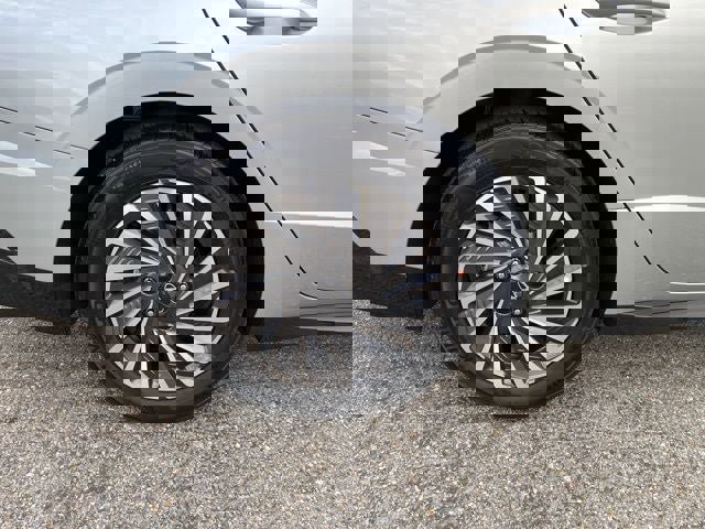 New 2026 Hyundai Sonata Limited image 41