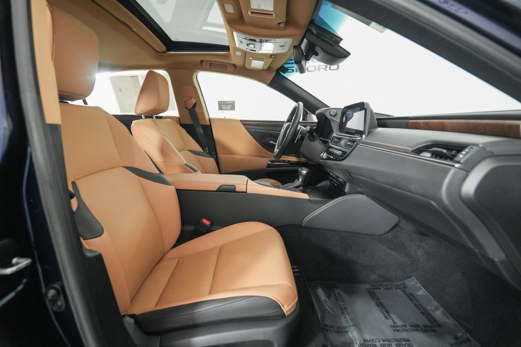Certified 2022 Lexus ES 350 w/ Premium Package FWD image 19