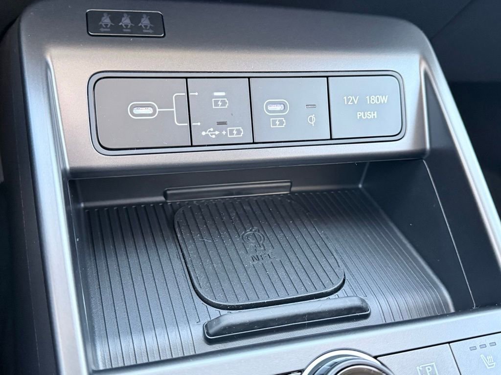 New 2026 Hyundai Kona Limited FWD image 17