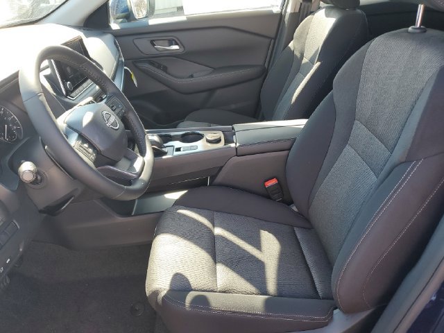 New 2026 Nissan Rogue SV w/ Cold Weather Package AWD/4WD image 21