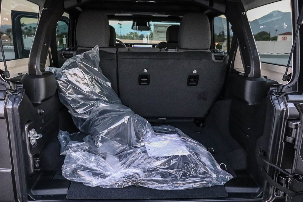 New 2026 Jeep Wrangler Unlimited Sport AWD/4WD image 29