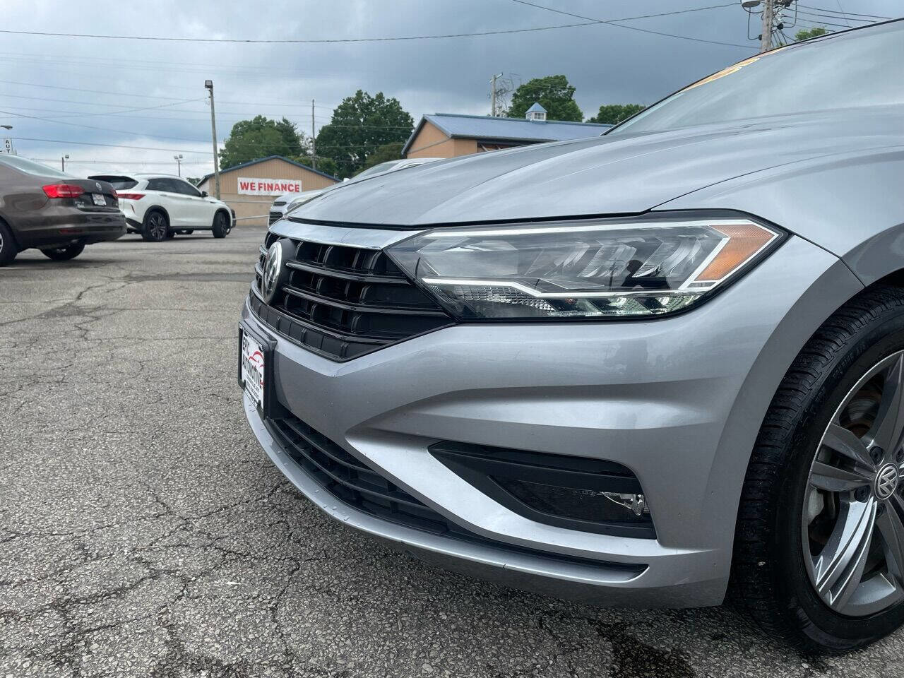 Used 2020 Volkswagen Jetta R-Line FWD image 11