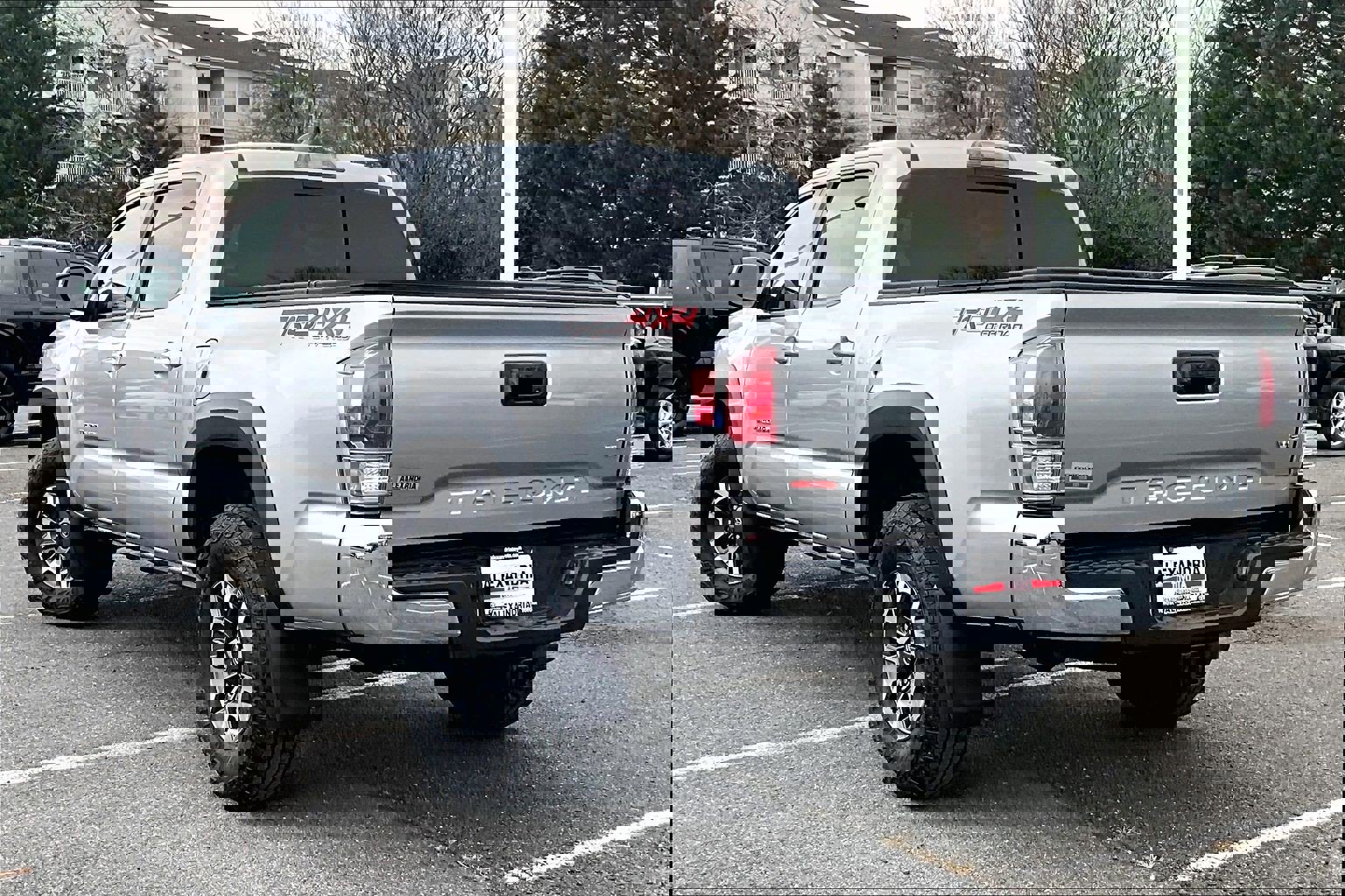 Used 2023 Toyota Tacoma TRD Off-Road image 10