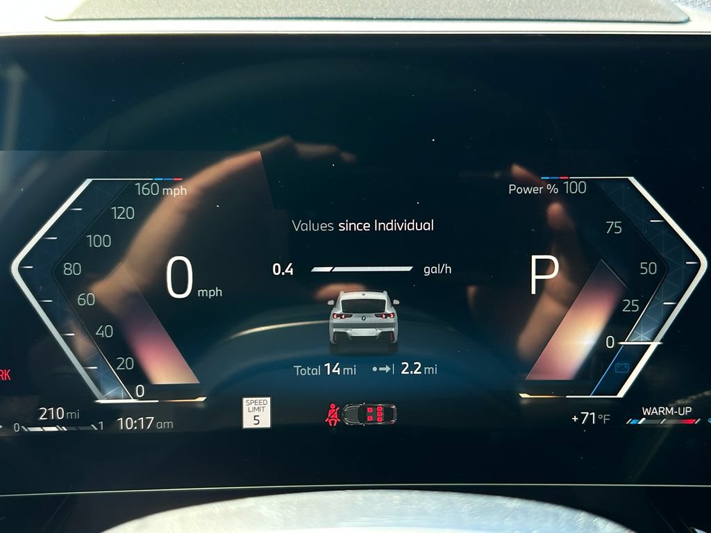New 2026 BMW X2 xDrive28i w/ Technology Package AWD/4WD image 21