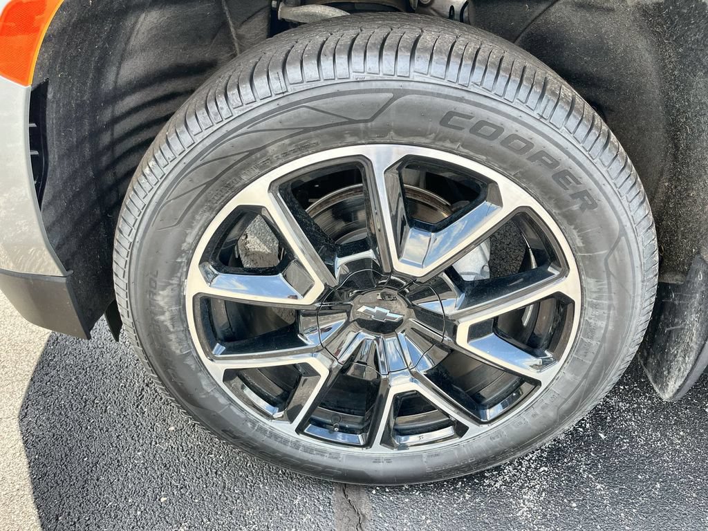 Used 2023 Chevrolet Tahoe RST AWD/4WD image 34