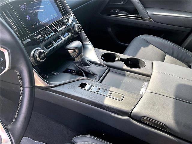 Used 2023 Lexus LX 600 4WD w/ Premium Package image 15