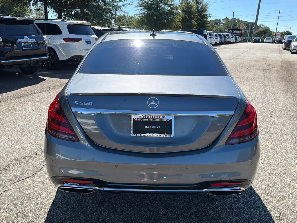 Used 2018 Mercedes-Benz S 560 Sedan w/ AMG Line Exterior image 6