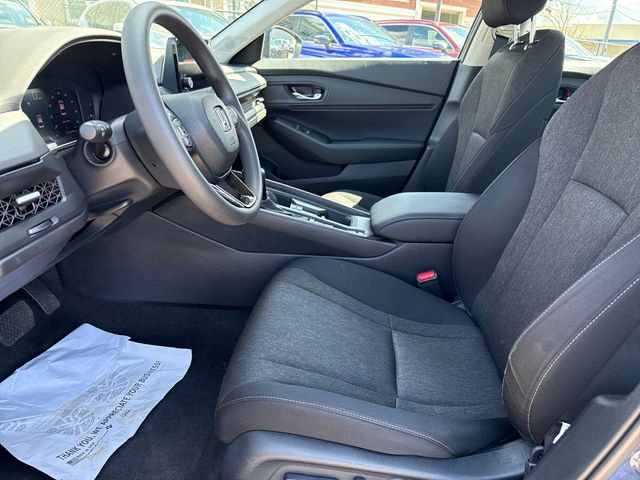 Used 2023 Honda Accord EX image 3